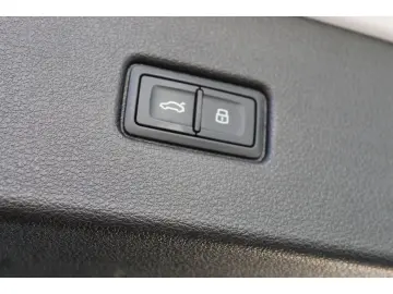 AUDI Q5 Sportback 50 TFSI e qu.Str. S-Line Pano ACC A