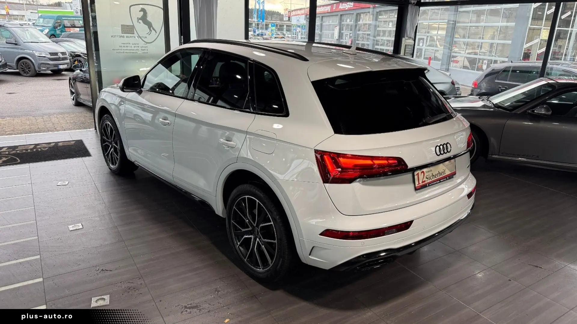 AUDI Q5 55 TFSI e Quattro S line Matrix ACC Kamer AHK