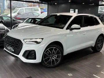 AUDI Q5 55 TFSI e Quattro S line Matrix ACC Kamer AHK