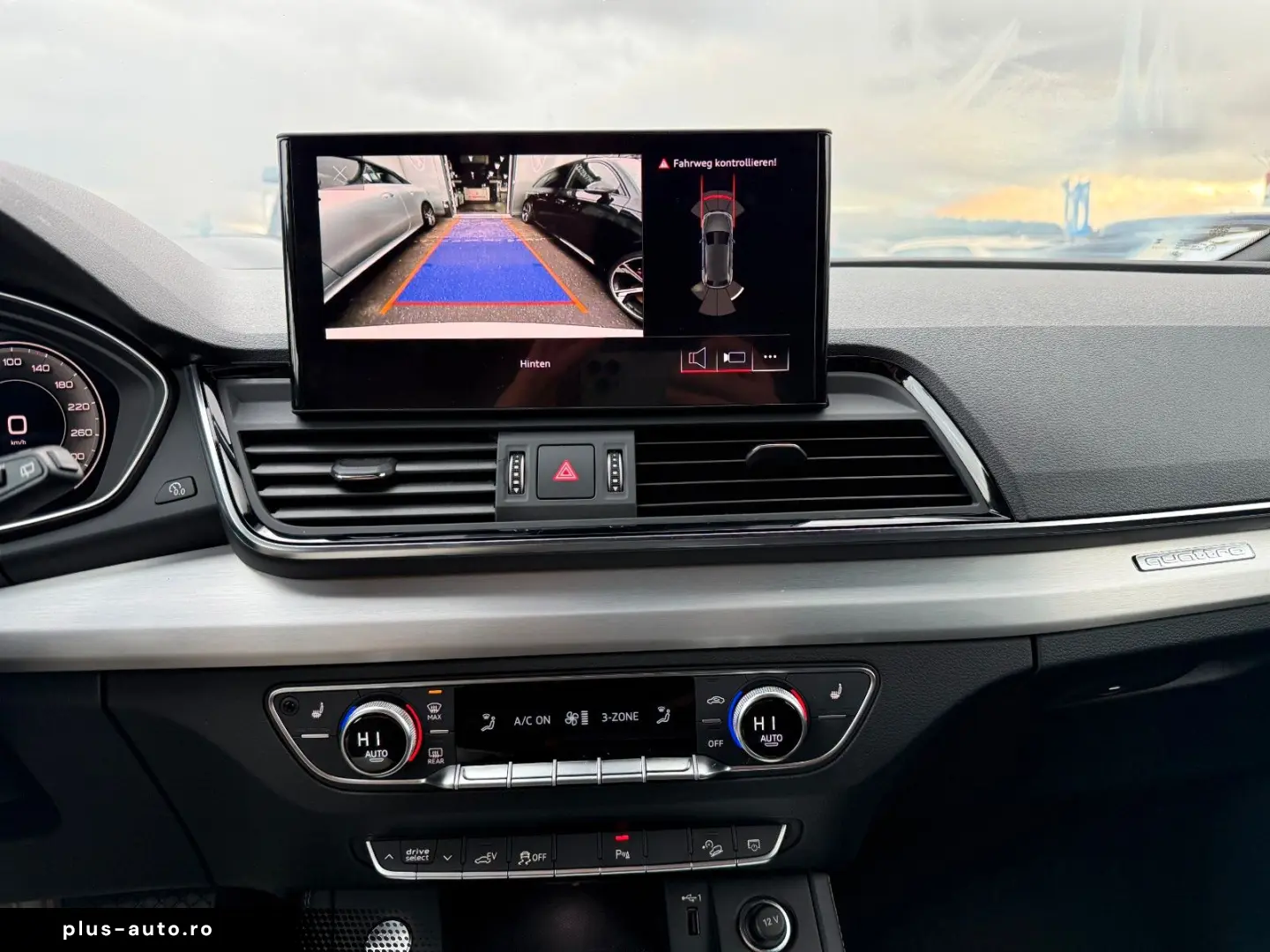 AUDI Q5 55 TFSI e Quattro S line Matrix ACC Kamer AHK