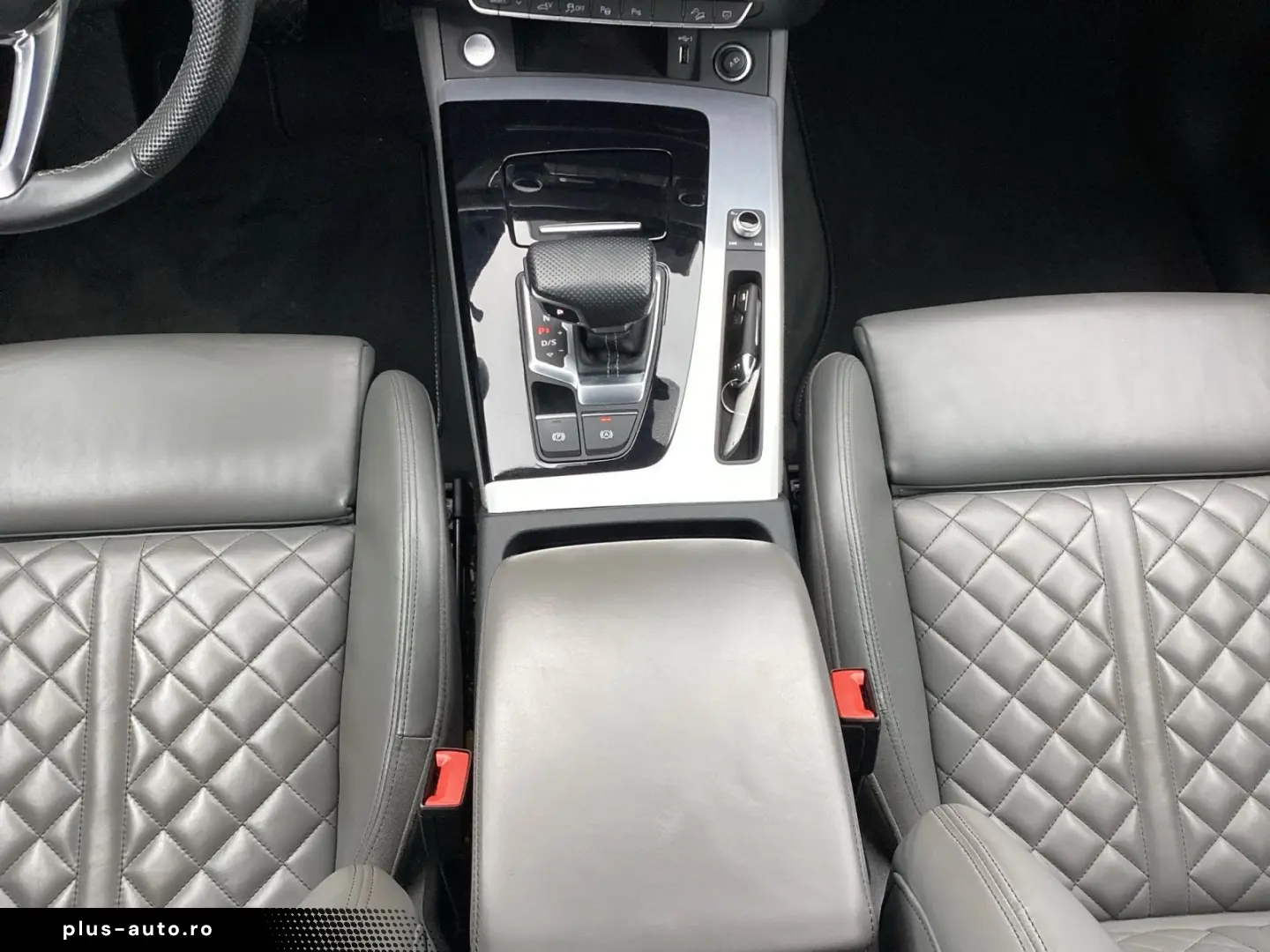 AUDI Q5 50 TFSI e q. S-Tronic S-Line  Tour Parken  He