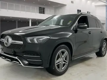MERCEDES-BENZ GLE 350 de 2x AMG Pano 20 Kamera Alcantara LED