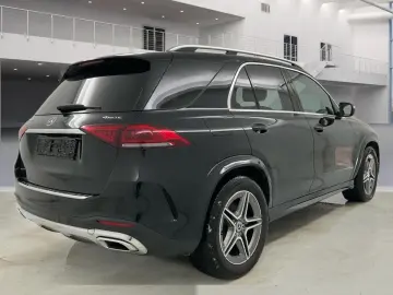 MERCEDES-BENZ GLE 350 de 2x AMG Pano 20 Kamera Alcantara LED