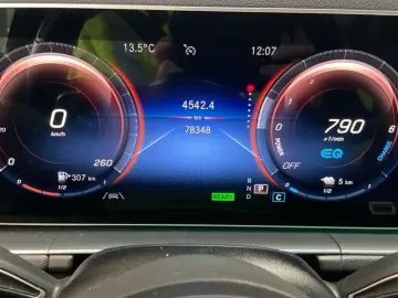 MERCEDES-BENZ GLE 350 de 2x AMG Pano 20 Kamera Alcantara LED