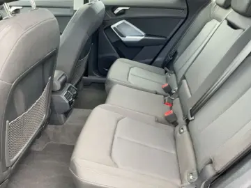 AUDI Q3 35 TDI S tronic S line Faruti LED