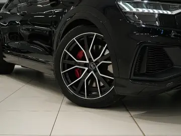 AUDI SQ8 4.0 RS-SITZ ACC HUD NIGHT LUFT 360 PANO B&O