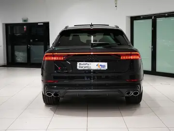 AUDI SQ8 4.0 RS-SITZ ACC HUD NIGHT LUFT 360 PANO B&O
