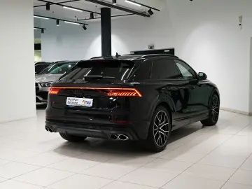 AUDI SQ8 4.0 RS-SITZ ACC HUD NIGHT LUFT 360 PANO B&O