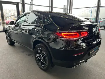 MERCEDES-BENZ GLC 300 de 4M Coupé AMG NIGHT FAP AHK GSHD 360