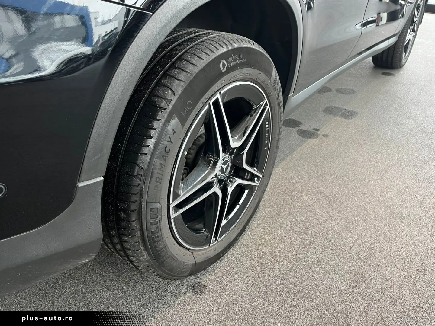 MERCEDES-BENZ GLC 300 de 4M Coupé AMG NIGHT FAP AHK GSHD 360