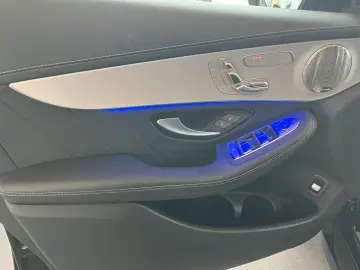 MERCEDES-BENZ GLC 300 de 4M Coupé AMG NIGHT FAP AHK GSHD 360