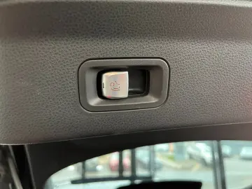 MERCEDES-BENZ GLC 300 de 4M Coupé AMG NIGHT FAP AHK GSHD 360