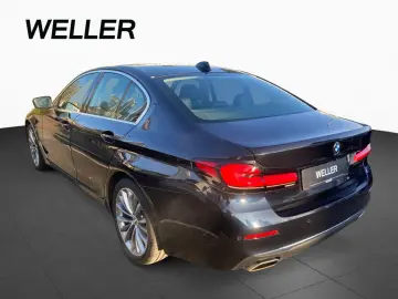 BMW 530xd Lim Luxury DAPro H K AHK StHz Massage 19