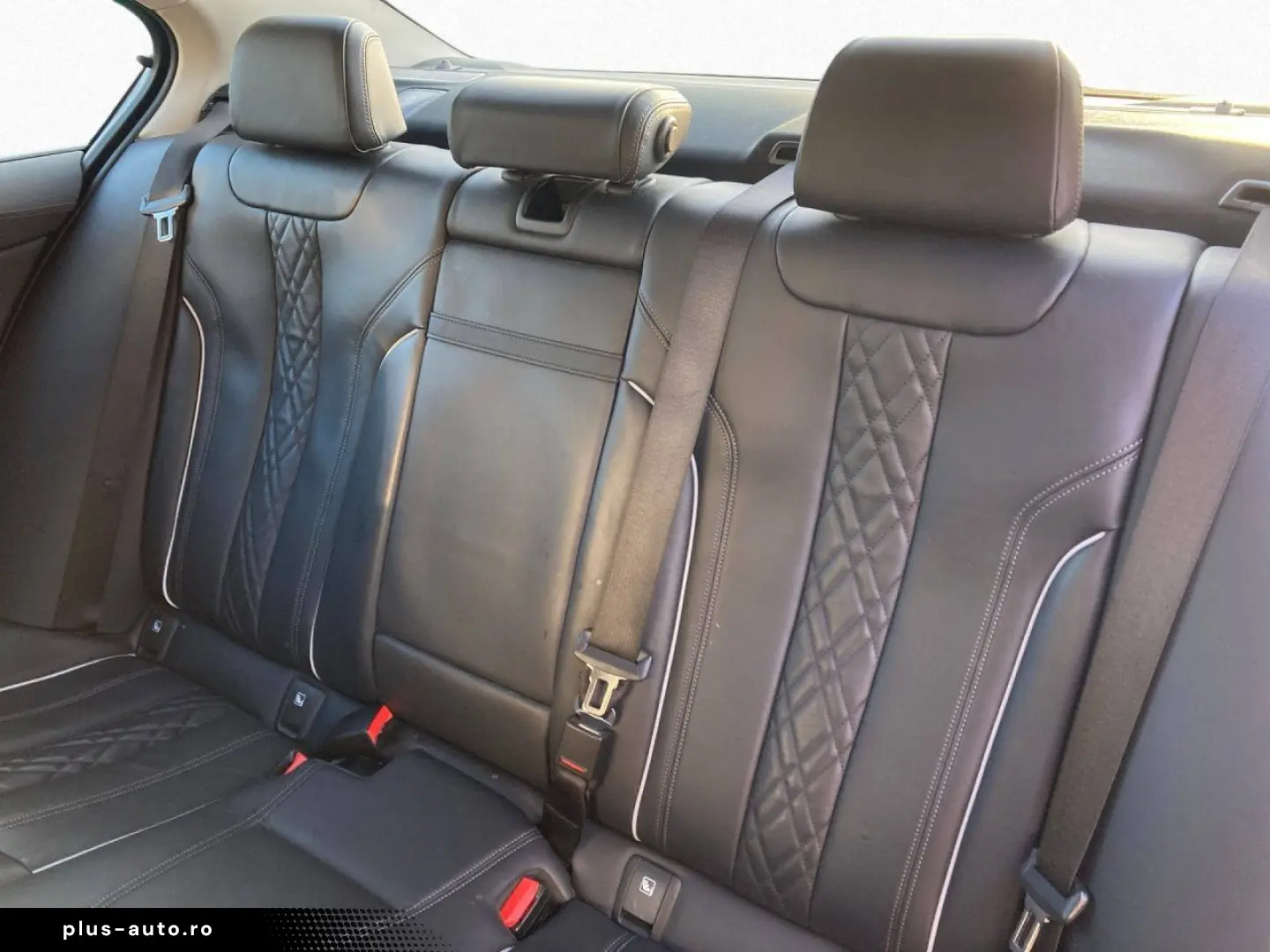 BMW 530xd Lim Luxury DAPro H K AHK StHz Massage 19