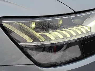 AUDI SQ8 TFSI quattro tiptr. PANO STANDHEIZ B&O HEAD