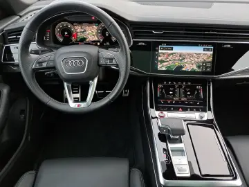 AUDI SQ8 TFSI quattro tiptr. PANO STANDHEIZ B&O HEAD