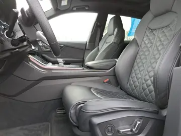 AUDI SQ8 TFSI quattro tiptr. PANO STANDHEIZ B&O HEAD