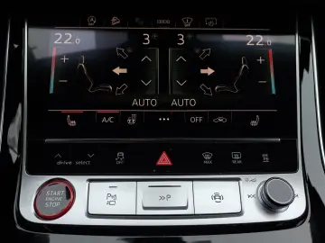 AUDI SQ8 TFSI quattro tiptr. PANO STANDHEIZ B&O HEAD