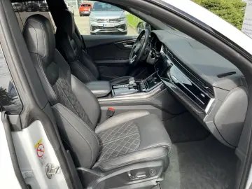 AUDI SQ8 40 TFSI tiptronic quattro