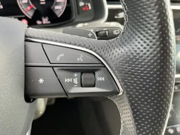 AUDI SQ8 40 TFSI tiptronic quattro