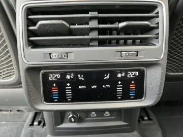 AUDI SQ8 40 TFSI tiptronic quattro