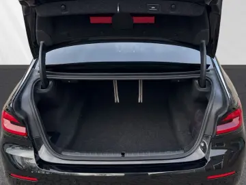 BMW 530 xd Limousine Luxury Line HiFi HUD Komfortsit