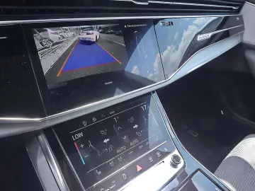 AUDI SQ8 TFSI Standhzg B&O Navi Leder R-Kamera PDC