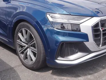 AUDI SQ8 TFSI Standhzg B&O Navi Leder R-Kamera PDC