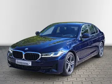 BMW 530 d xDrive Lim. ACC Laserlicht RFK AHK H&K HuD