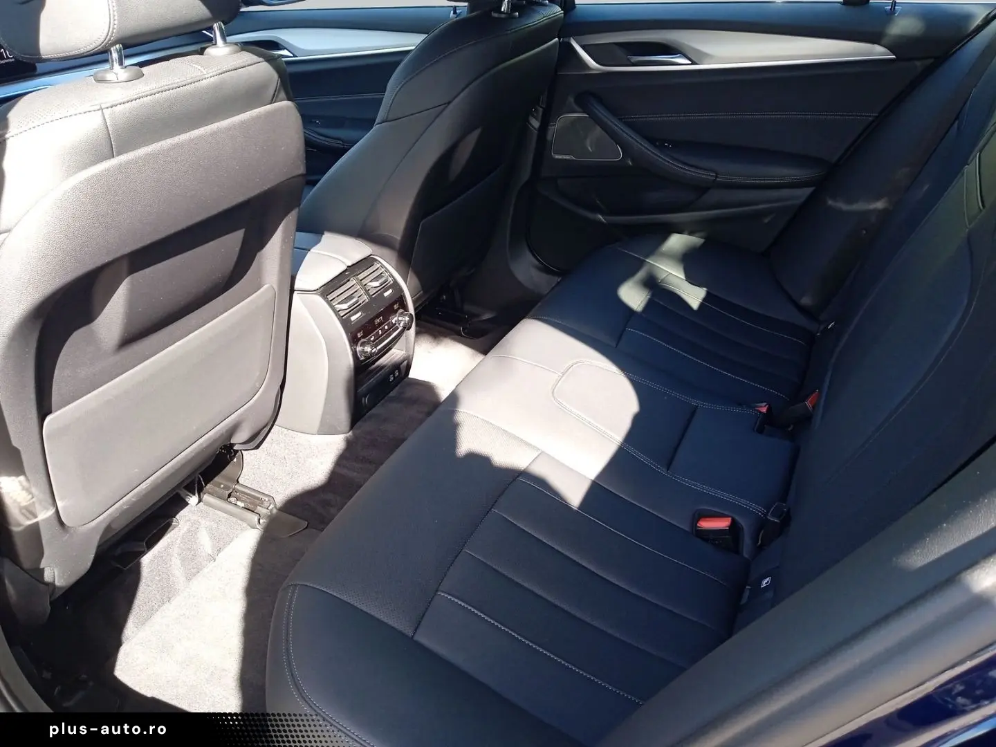 BMW 530 d xDrive Lim. ACC Laserlicht RFK AHK H&K HuD