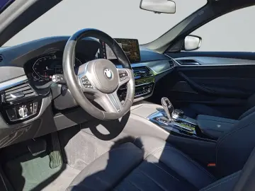BMW 530 d xDrive Lim. ACC Laserlicht RFK AHK H&K HuD