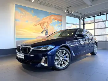 BMW 530d xDr. Luxury KOMF KAM HUD ACC BELÜF LASER AL