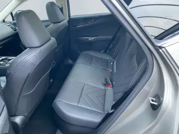 LEXUS NX 350h Executive Line  Bi-LED Pano Leder 360 HU