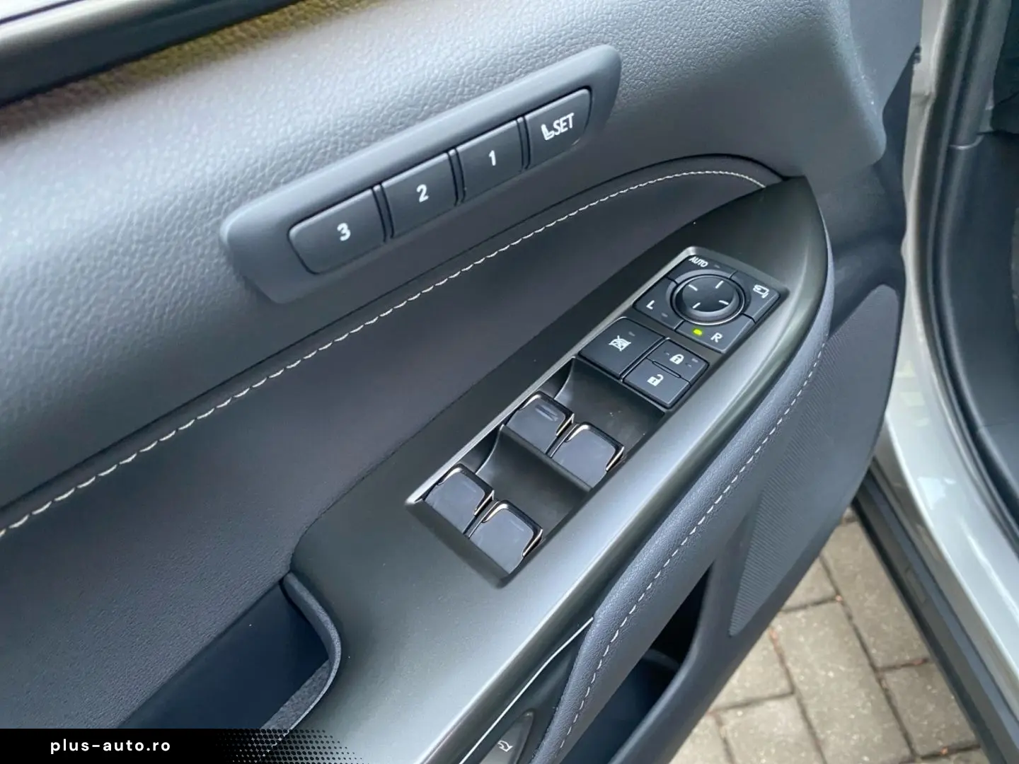 LEXUS NX 350h Executive Line  Bi-LED Pano Leder 360 HU