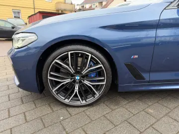 BMW 530 d xDrive M Sport NAVI HUD LASER KAM SD TOP