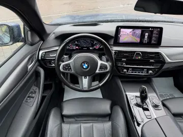 BMW 530 d xDrive M Sport NAVI HUD LASER KAM SD TOP