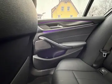 BMW 530 d xDrive M Sport NAVI HUD LASER KAM SD TOP