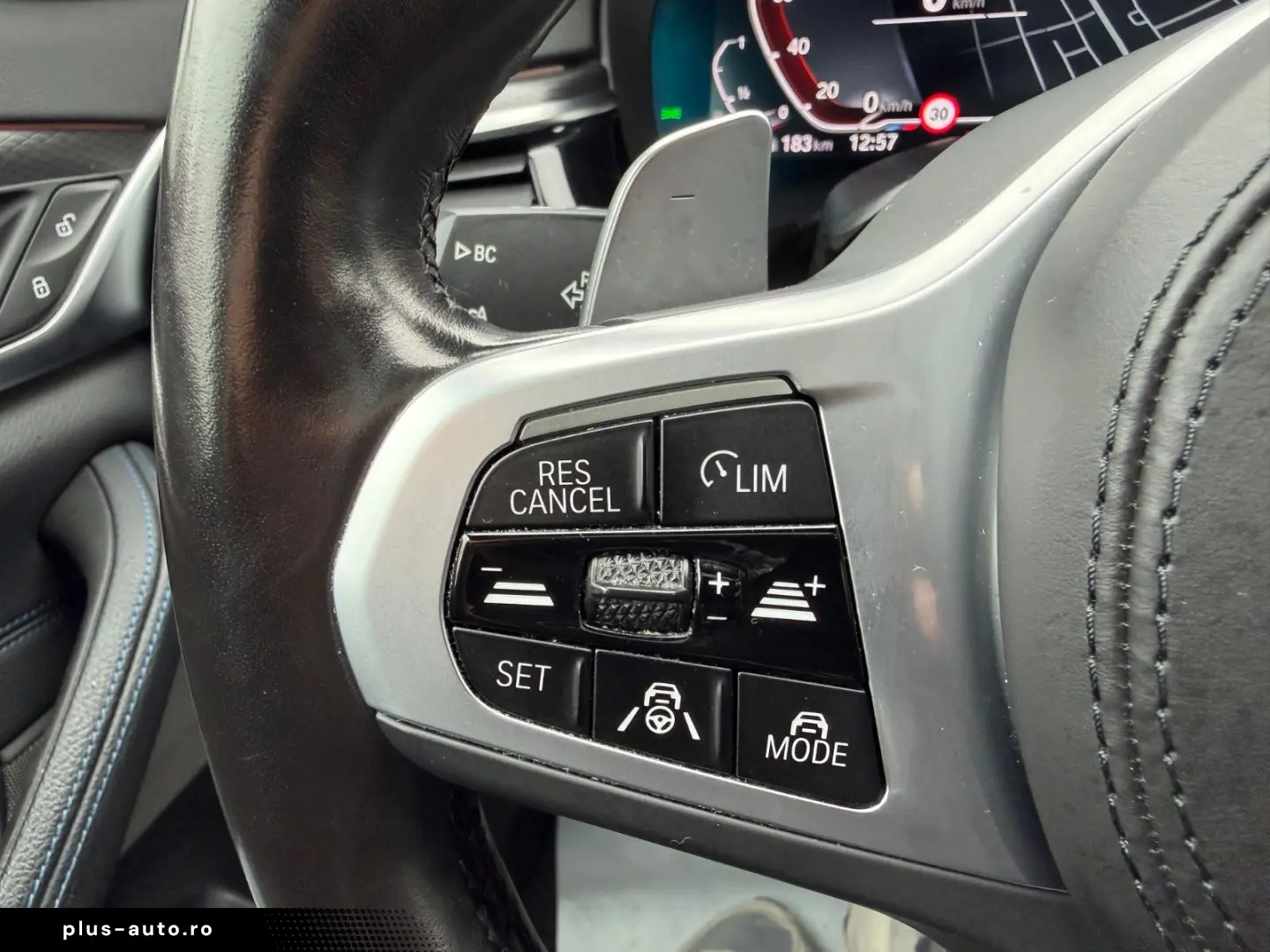 BMW 530 d xDrive M Sport NAVI HUD LASER KAM SD TOP