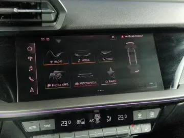 AUDI A3 35TFSI S-TRONIC 150CP 2021