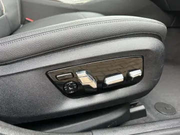 BMW 530 d xDrive MSport Glass.Dach Head Up Massage