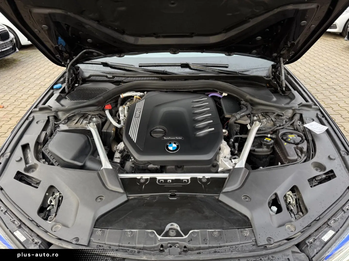 BMW 530 d xDrive MSport Glass.Dach Head Up Massage