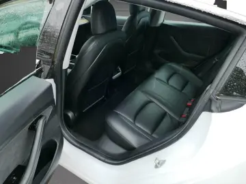Tesla Model 3 Standard Range