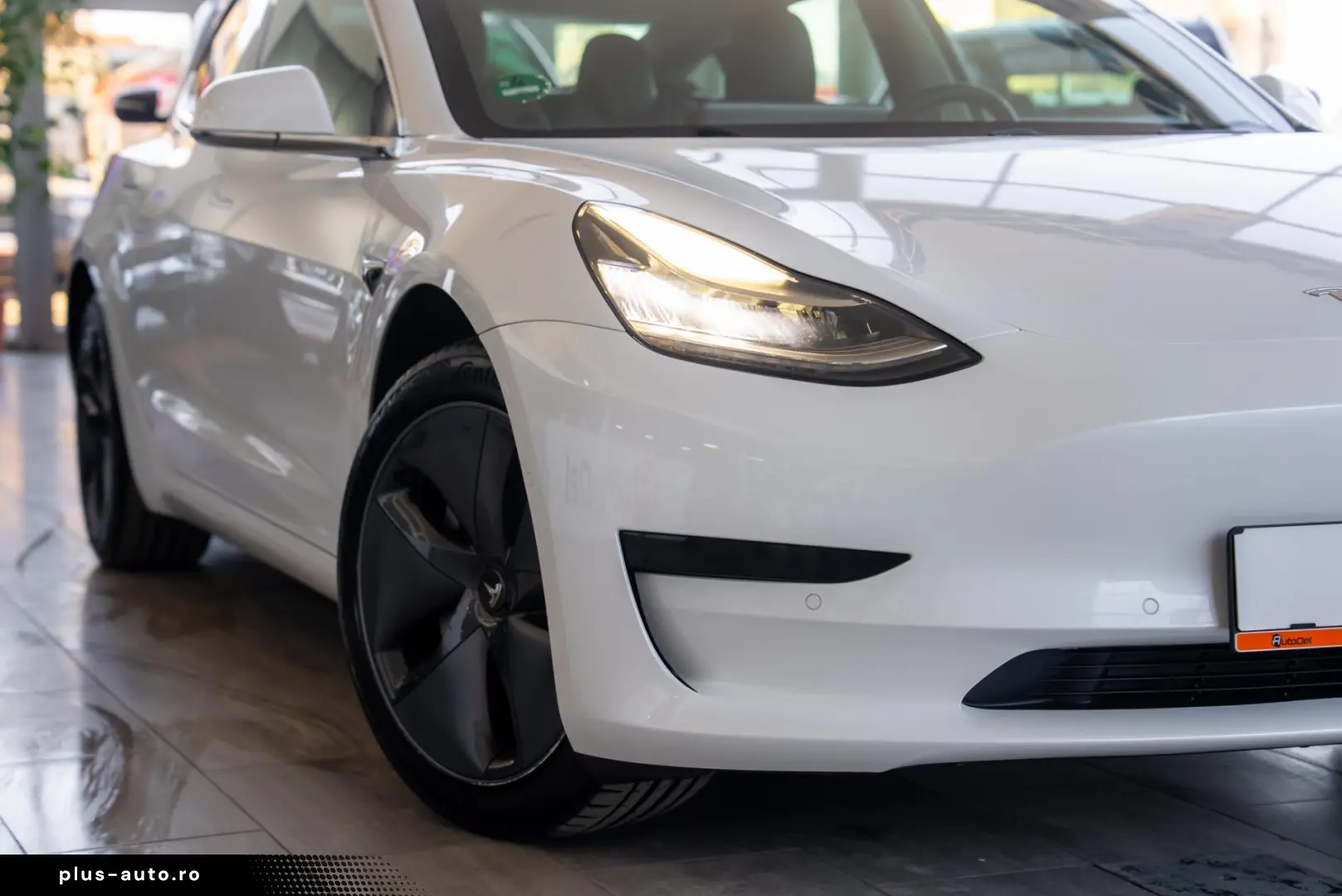 Tesla Model 3 Standard Range