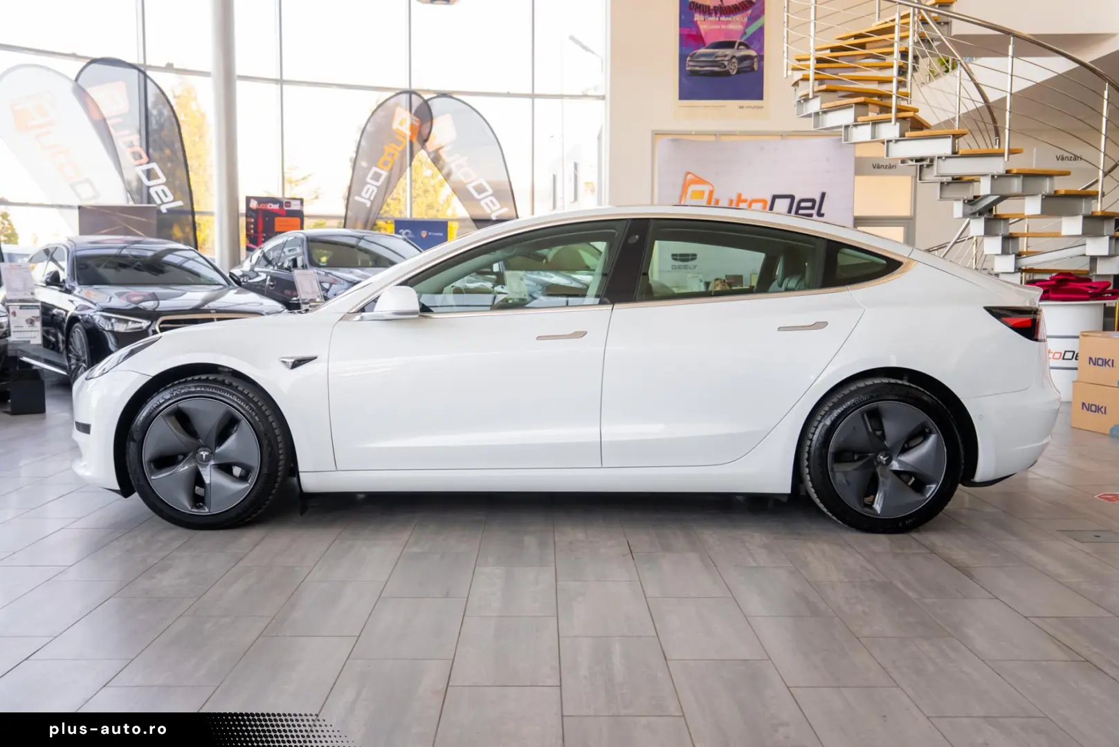 Tesla Model 3 Standard Range