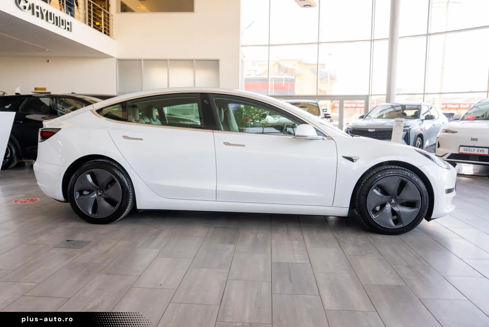Tesla Model 3 Standard Range
