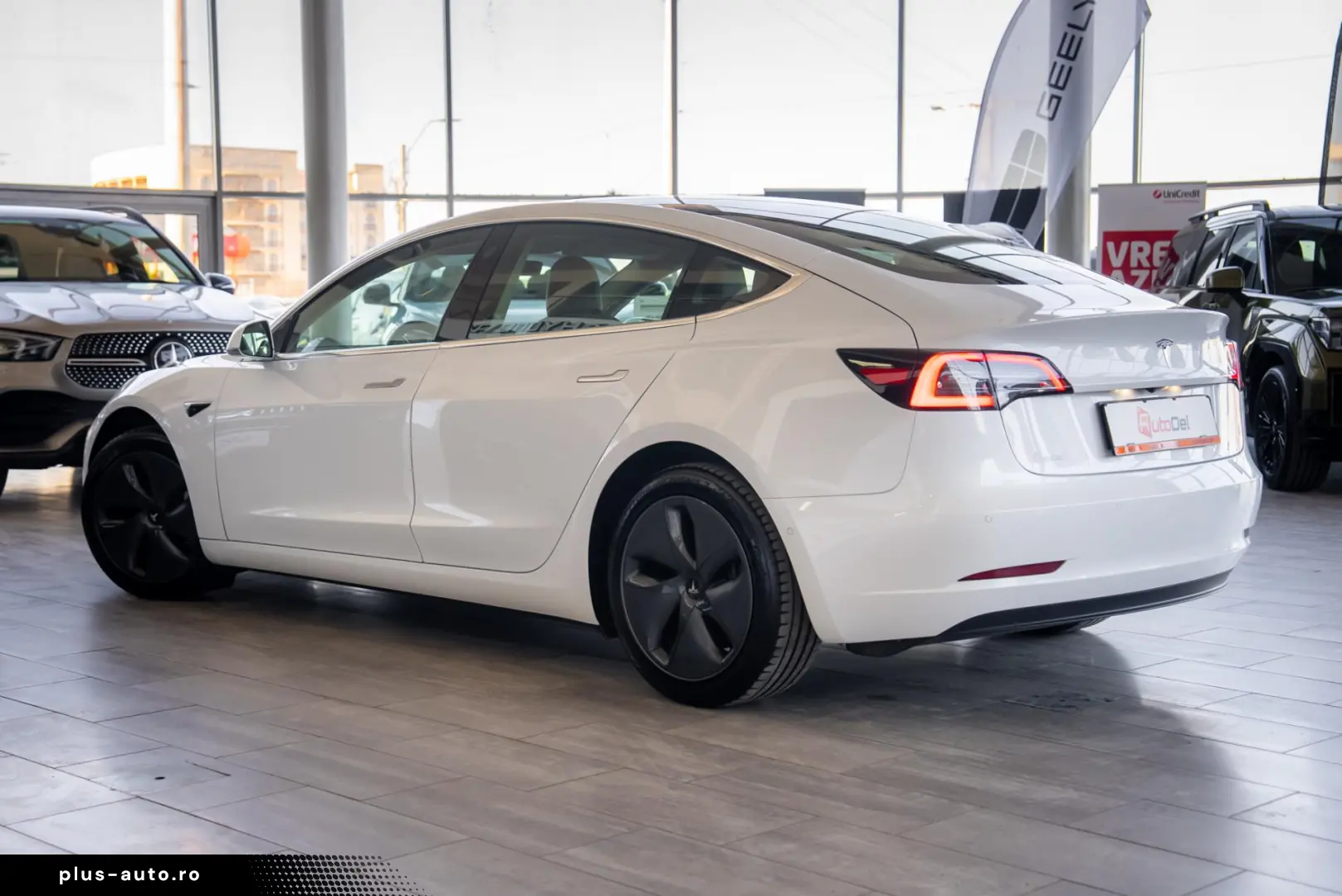 Tesla Model 3 Standard Range