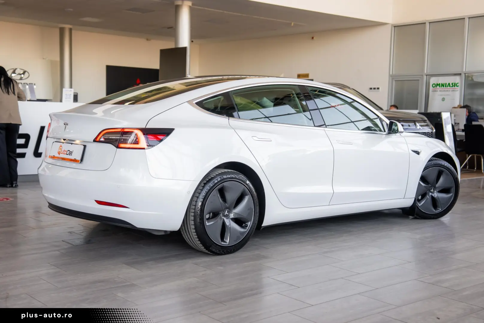 Tesla Model 3 Standard Range