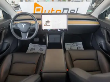 Tesla Model 3 Standard Range