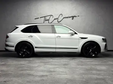BENTLEY Bentayga V8 EWB BLACKLINE PANO NAIM 22  FULL PPF