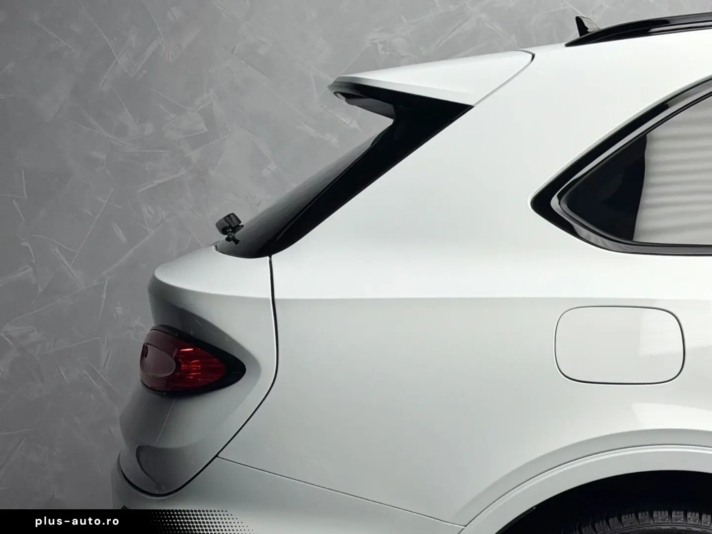 BENTLEY Bentayga V8 EWB BLACKLINE PANO NAIM 22  FULL PPF